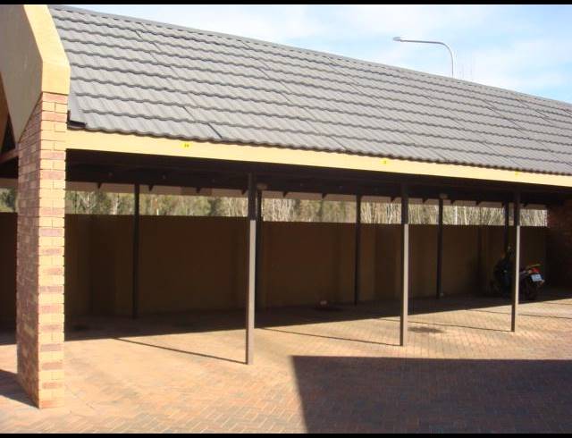 1 BEDROOM APARTMENT FOR SALE IN DASSIE RAND